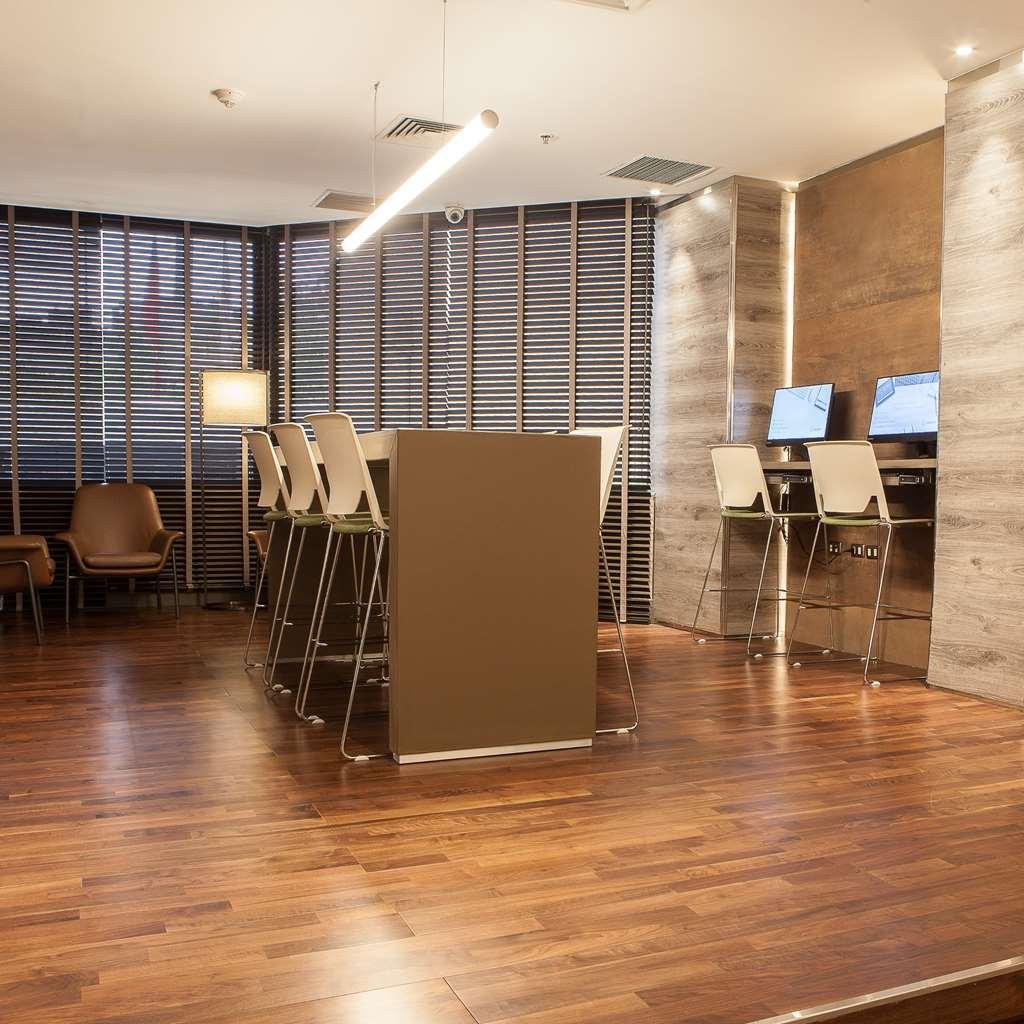 Hotel Crowne Plaza Santiago de Chile Facilidades foto